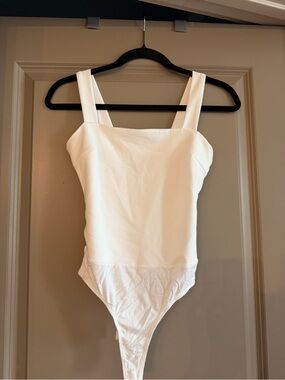 Lulu's White Square-Neck Bodysuit